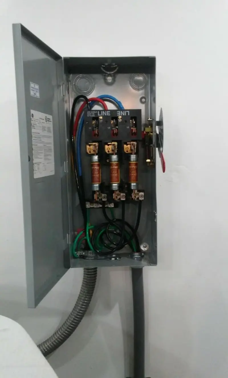 Three-phase disconnect switch installed for Electrical Wiring & Rewiring in East Riverdale